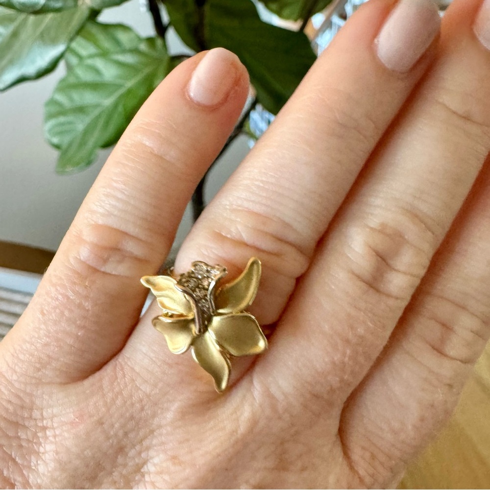 NA HOKU 18k Diamond Orchid Ring